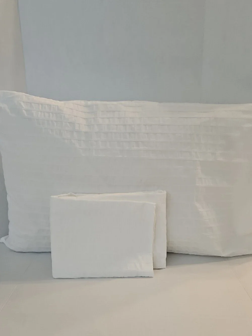 IKEA Ofelia Vass White Cotton Snap Closure King Duvet Standard/Queen Pillow Sham